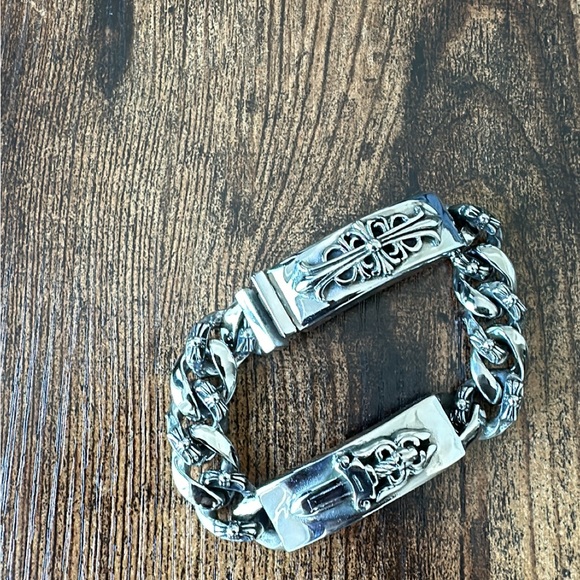 Bracelet - Picture 3 of 9